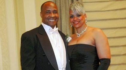 Lynn and Charena Swann.