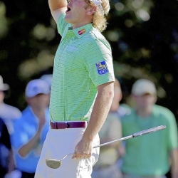 Snedeker, Cabrera tied for Masters lead