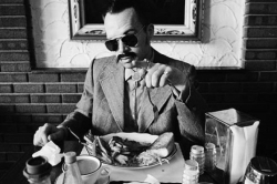 Dine: How to be a good restaurant customer. (Hint: Don't be a jerk.)