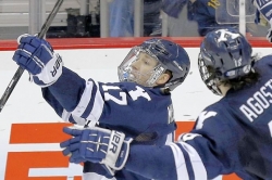 Yale's Miller named most outstanding player of Frozen Four
