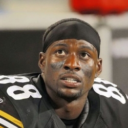 Steelers match one-year, $2.5 million offer sheet Emmanuel Sanders signed with New England