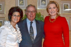 Serra Catholic High School hosts auction