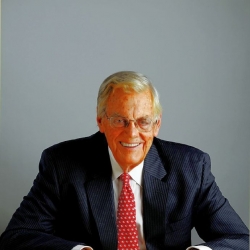 Obituary: David W. Hunter / Investment firm founder, Nasdaq chairman