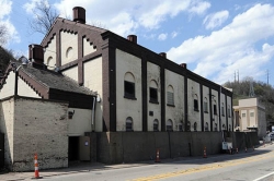 Pump station's weekend demolition to shut down East Carson Street