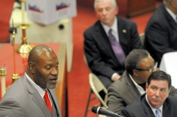 Mayor hopefuls wooing blacks; coalition to choose its candidate today