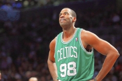 NBA player Jason Collins' coming out as gay praised
