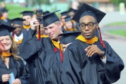 Martin Sheen speaks at La Roche College graduation