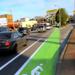 Pittsburgh tests green paint for Liberty Avenue bike lanes