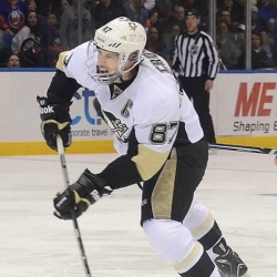 Penguins' Crosby showing few signs of fatigue