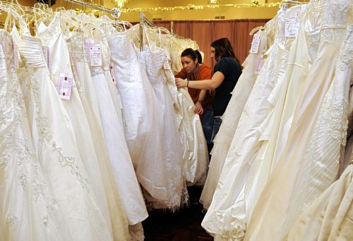 non-profit wedding dresses to loan houston