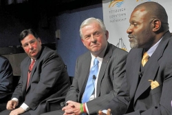 Pittsburgh Democratic mayoral candidates Wagner, Peduto battle over PNC aid in 2006