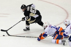 Penguins Notebook: Crosby one of 3 Masterton finalists