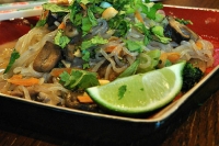 What's for Dinner: Shirataki Noodles Stir-Fry
