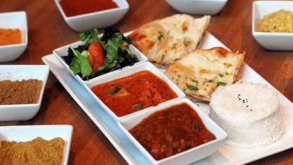 At Yuva India, lunch can include chicken yikka masala and lamb curry with garlic naan.