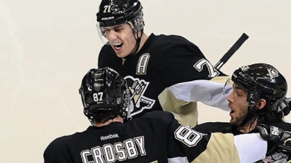 Crosby puts on a show in Penguins' 4-3 victory