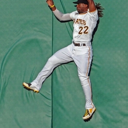Pirates notebook: McCutchen sits out due to sore knee