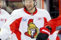 Senators' Spezza absorbs big hit, feels OK after sitting out because of back surgery
