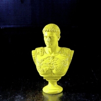 Heads up: The bust is making a comeback