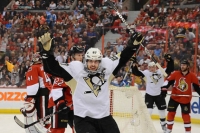 Penguins beat Senators, 7-3, to take 3-1 lead in series