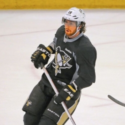 Goals are the goal for Penguins winger Neal