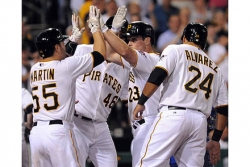 Snider's grand slam lifts Pirates to 5-4 victory over Cubs