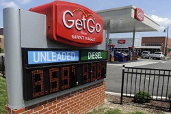 Stores hoping gas fuels Memorial Day spending