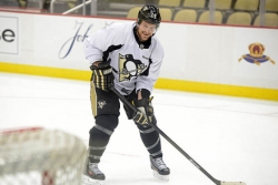 Penguins eye clincher tonight against Senators