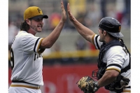 Pirates bullpen working well, and a lot