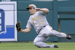 Pirates lose to Tigers 6-5 in Detroit