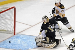 Rask silences Penguins in Game 1 win for Bruins