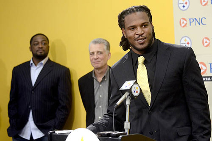 Steelers sign top two picks