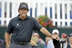 Family-first Phil Mickelson schools Merion