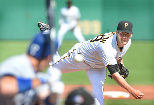 Pirates-pitcher-brandon-cumpton_original
