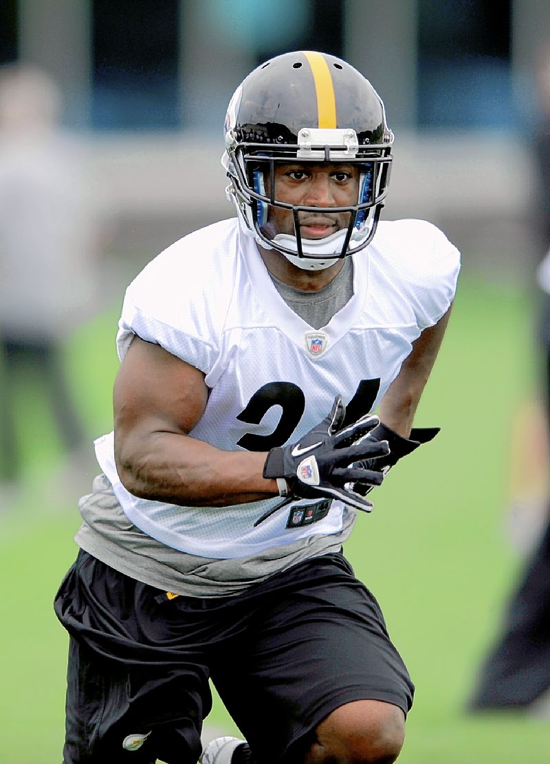 Steelers-running-back-larod-stephens-howling_original