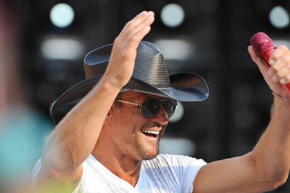 Tim McGraw will open Country Megaticket summer concerts in Pittsburgh.