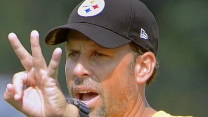Pittsburgh Steelers offensive coordinator Todd Haley.