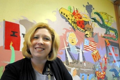 Maria Heddleston, a reading specialist at Park Elementary School, has been named one of eight Pink Power Moms in the U.S., recognizing her battle against breast cancer.