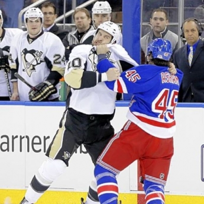 Tanner Glass vs. Arron Asham