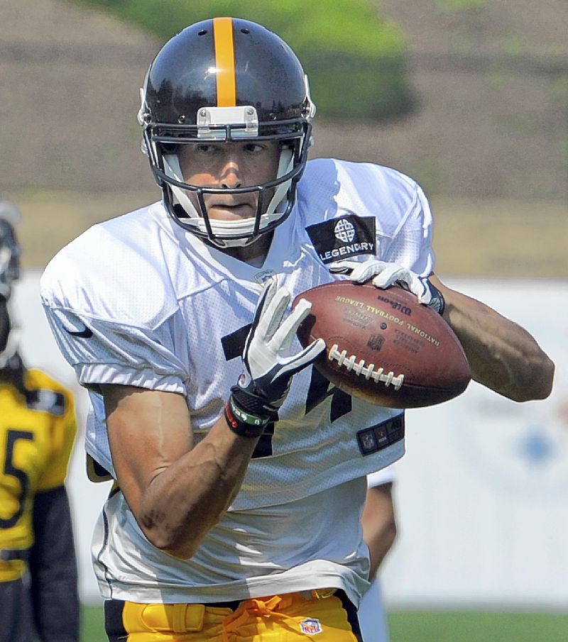 Receiver Derek Moye stands tall