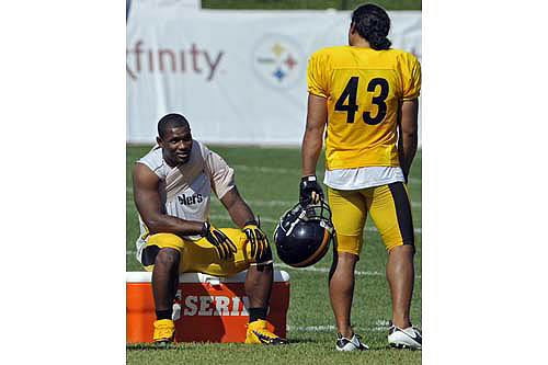 Steelers' Redman and Bell starting Monday night not ruled out