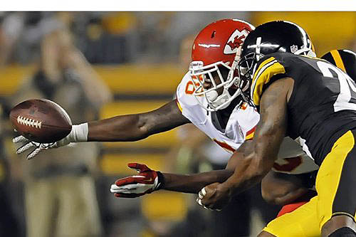 Steelers safety Ryan Clark gets defensive about low hits
