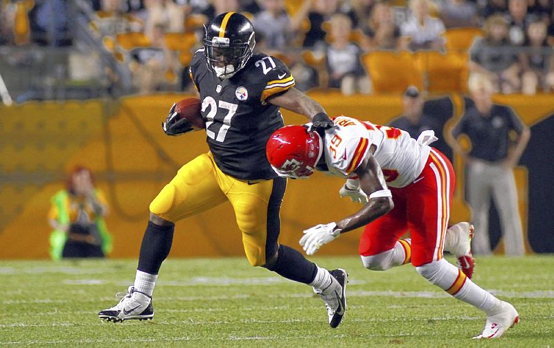 Steelers release 22 players to reach roster limit