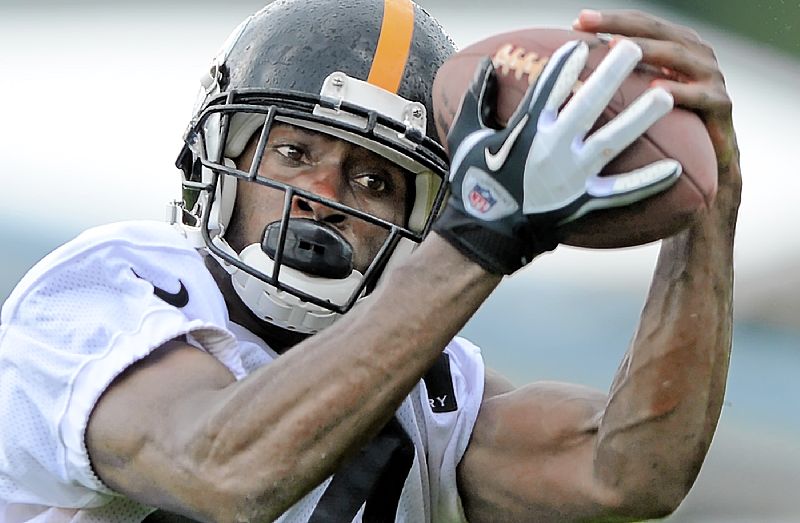 Steelers receiver Antonio Brown demands more passes thrown to h…
