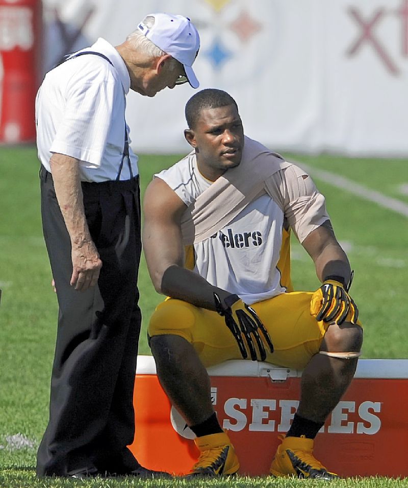 Steelers cut Isaac Redman