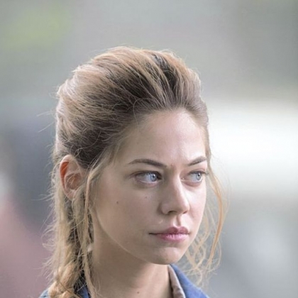 "I like how edgy the character of Nora is and her off sense of humor," Analeigh Tipton says of her "Warm Bodies" role.