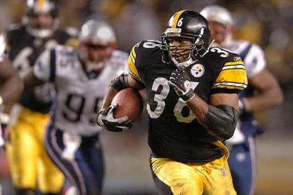The Steelers' Jerome Bettis against the New England Patriots at Heinz Field in October 2004. He failed to make the Pro Football Hall of Fame Class of 2013, which was announced today in New Orleans.