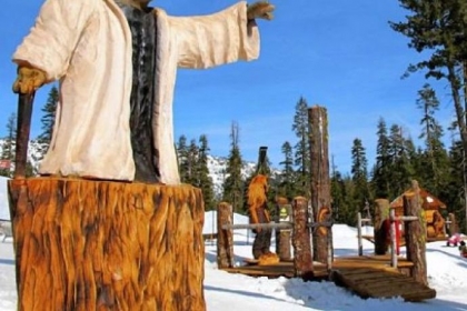 Sierra-at-Tahoe resort has created the Burton Star Wars Experience, with chainsaw carvings of Yoda, R2D2, Chewbacca and Ewoks.