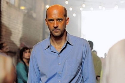"The puzzle's the fun part," Anthony Edwards says of his new show, "Zero Hour."