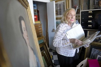 Lillian Goldsmith is closing her antiques business and her collection is being sold in a three-part auction at Constantine & Pletcher.