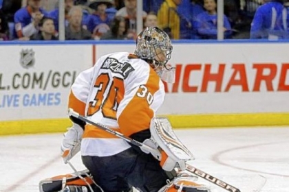 Flyers goalie Ilya Bryzgalov shut out the Islanders, 7-0, Monday -- the worst home shutout of the Islanders in their history. It was also the 30th shutout of Bryzgalov's career.